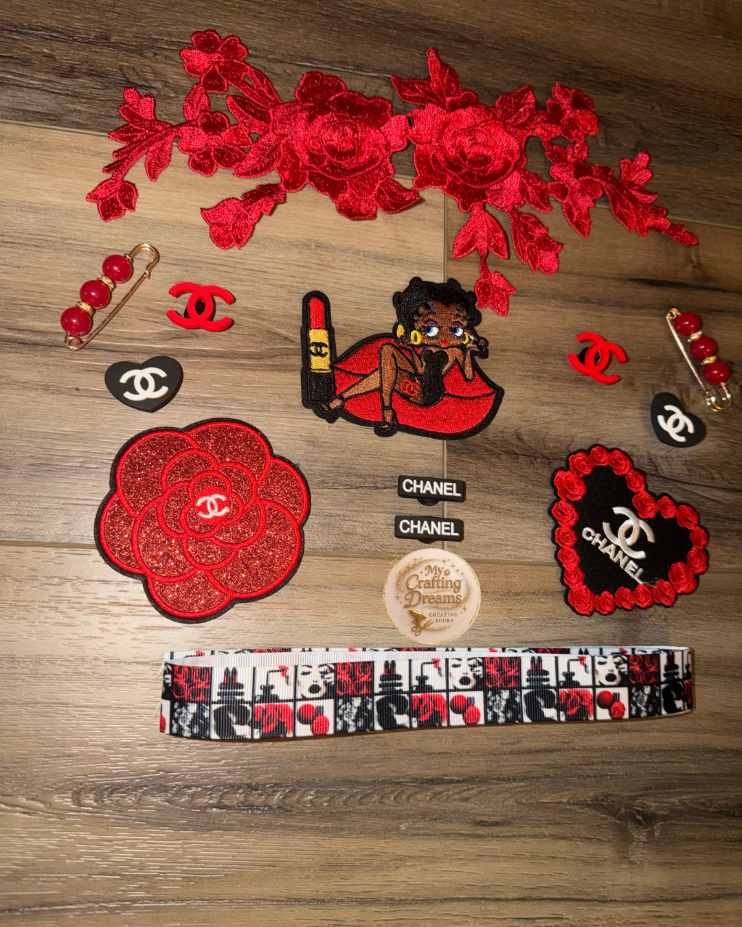 Kits (Croc, Bag Tie & Hats)