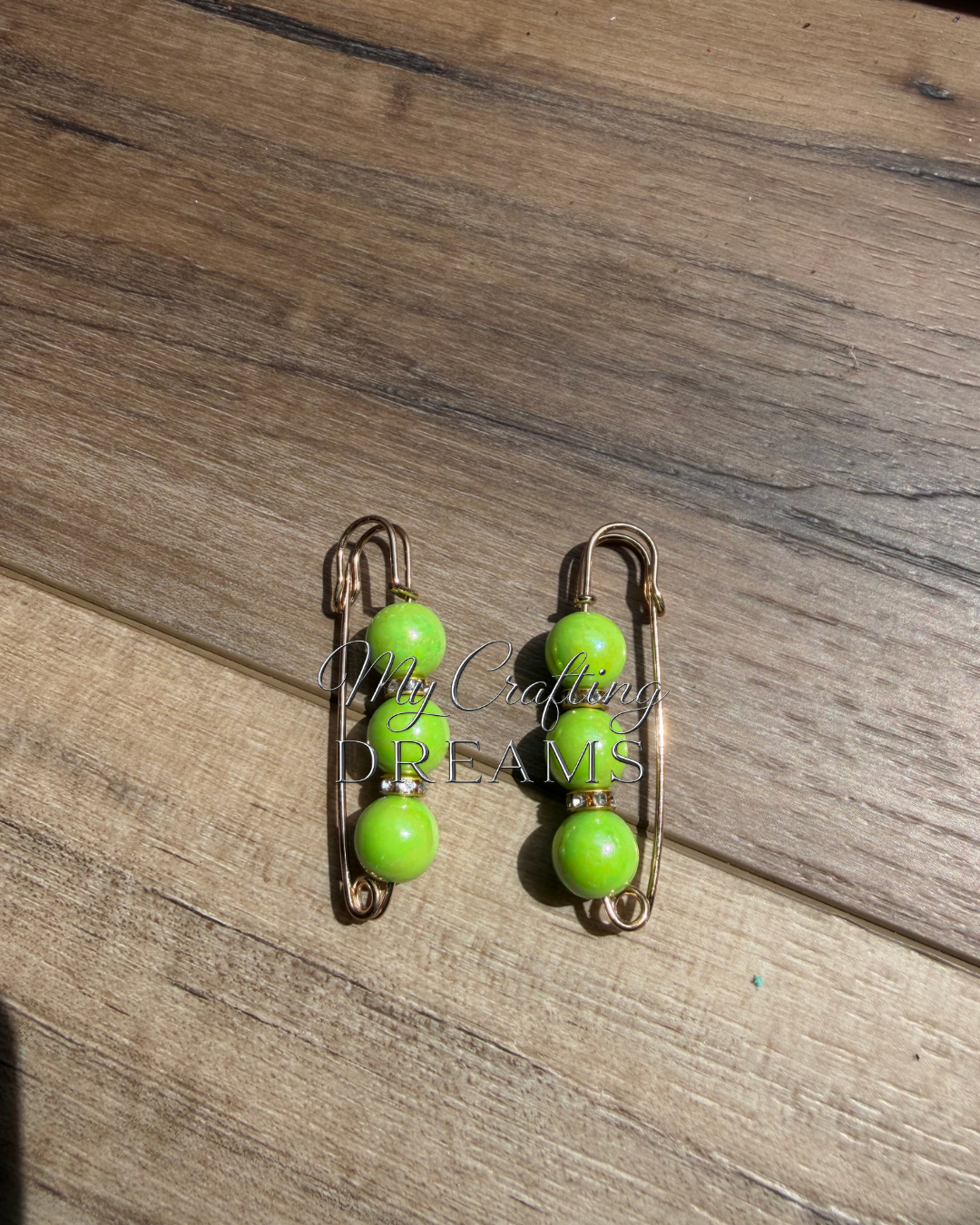 Crafty Pins Purchase 5 sets/singles  save $3