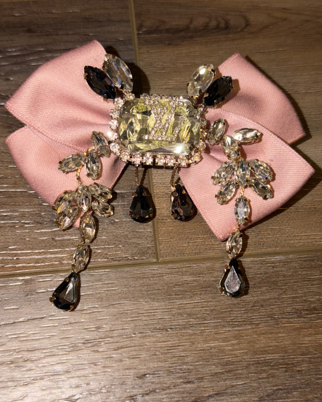 Designer-Inspired Brooches — Classy, Bougie & A Whole Statement